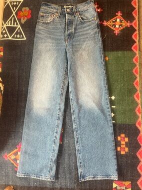 Levi’s Ribcage Straight Ankle Jeans 24 High Rise Light Wash